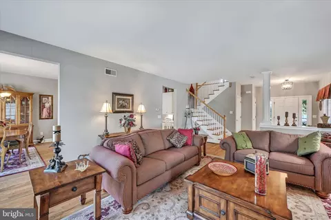 712 Woodfield Dr, Lititz, PA 17543 photo 11