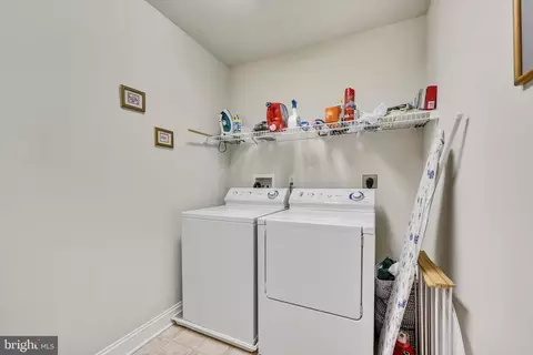 712 Woodfield Dr, Lititz, PA 17543 photo 19