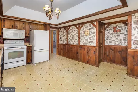 317 W Brubaker Valley Rd, Lititz, PA 17543 photo 5