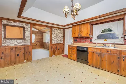 317 W Brubaker Valley Rd, Lititz, PA 17543 photo 7