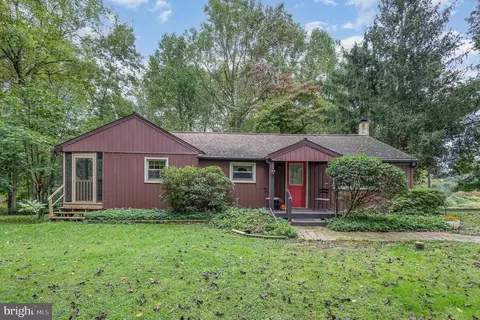 317 W Brubaker Valley Rd, Lititz, PA 17543 photo 3