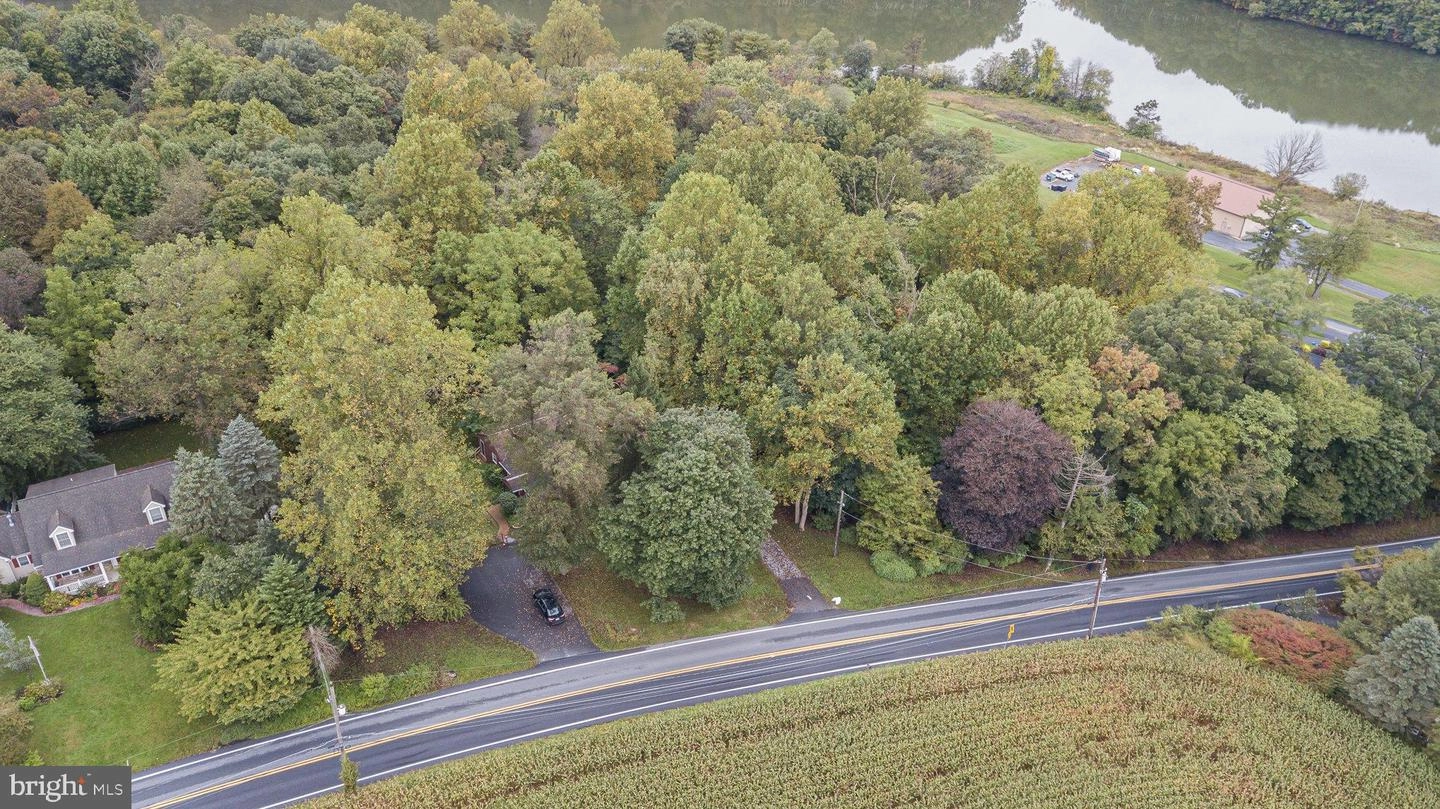 317 W Brubaker Valley Rd, Lititz, PA 17543 photo 36