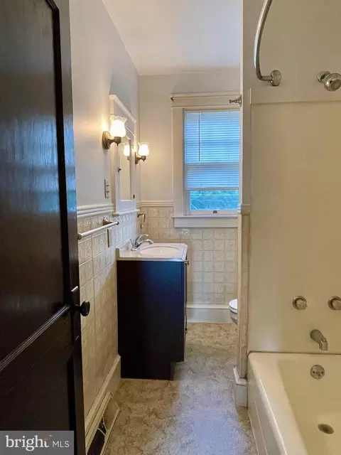 45 W Lincoln Ave, Lititz, PA 17543 photo 16