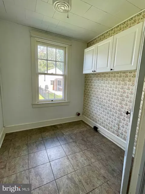 45 W Lincoln Ave, Lititz, PA 17543 photo 11