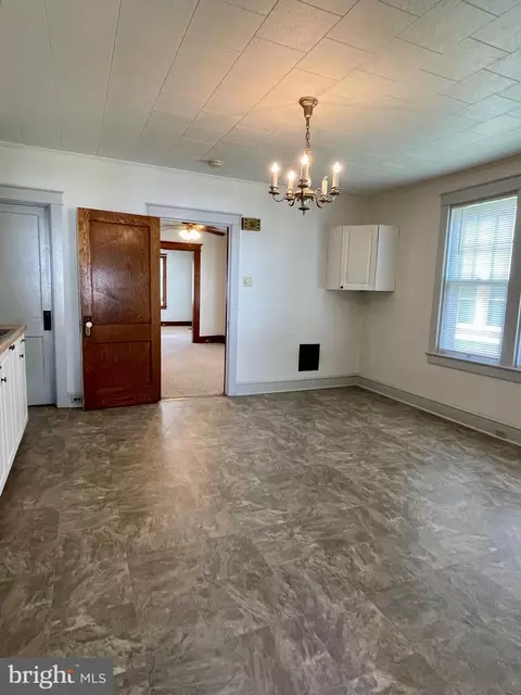 45 W Lincoln Ave, Lititz, PA 17543 photo 5