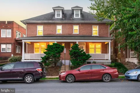 818 5th St, Lancaster, PA 17603