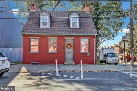 602 E King St, Lancaster, PA 17602