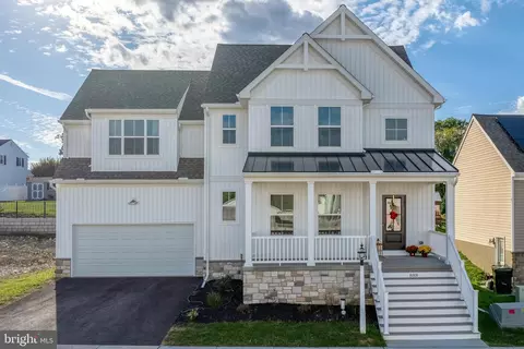 888 Fenton Ave, Lancaster, PA 17601