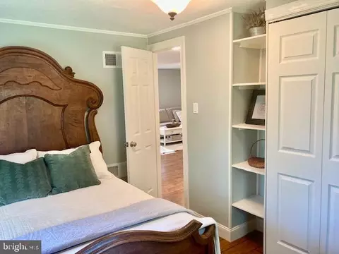 Bedroom - 765 Maple St, Lititz, PA 17543 photo 3 of 7