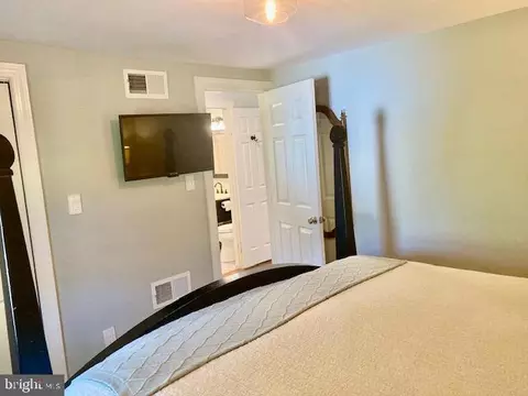 Bedroom - 765 Maple St, Lititz, PA 17543 photo 7 of 7