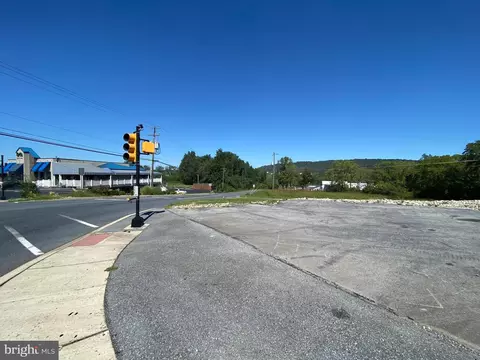 1668 N Reading Rd, Stevens, PA 17578