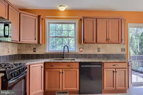 22 E Grant St, Lititz, PA 17543 photo 14