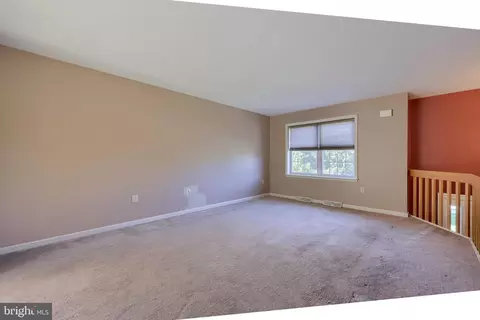 22 E Grant St, Lititz, PA 17543 photo 5