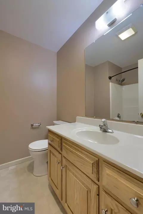 22 E Grant St, Lititz, PA 17543 photo 19