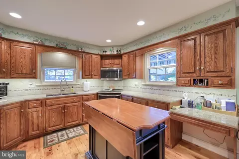 511 Greenhowe Dr, Lititz, PA 17543 photo 17