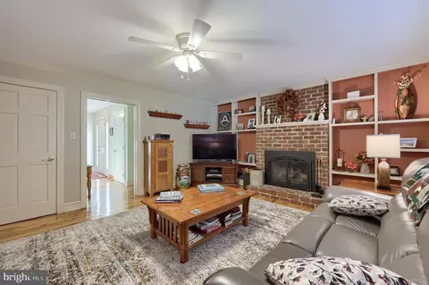 511 Greenhowe Dr, Lititz, PA 17543 photo 11