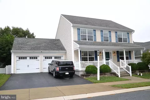 251 Cool Creek Way, Lancaster, PA 17602