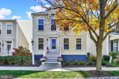 205 Keinath St, Mount Joy, PA 17552