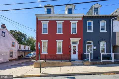 284 S 4th St, Columbia, PA 17512
