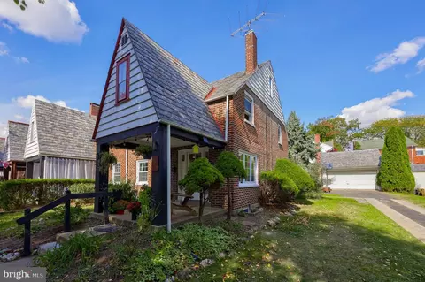 825 Helen Ave, Lancaster, PA 17601
