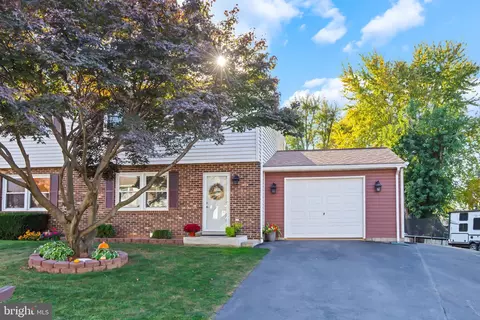 14 Stony Run Rd, Stevens, PA 17578