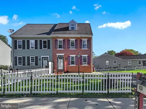 103 Westmore, Lancaster, PA 17603