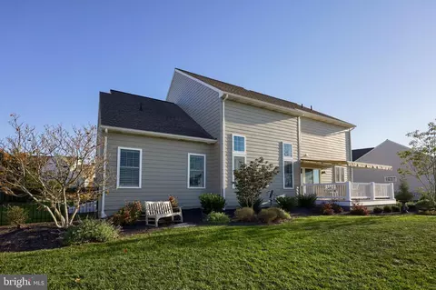1078 Valley Crossing Dr, Lititz, PA 17543 photo 13