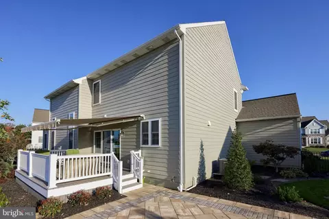 1078 Valley Crossing Dr, Lititz, PA 17543 photo 10