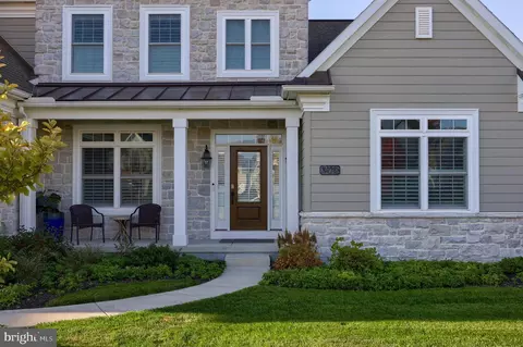 1078 Valley Crossing Dr, Lititz, PA 17543 photo 5