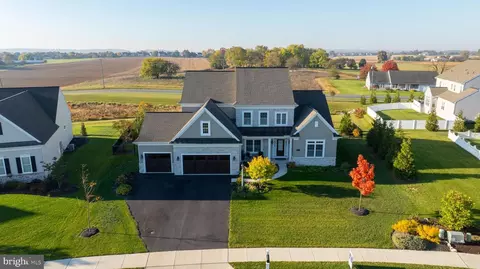 1078 Valley Crossing Dr, Lititz, PA 17543 photo 16