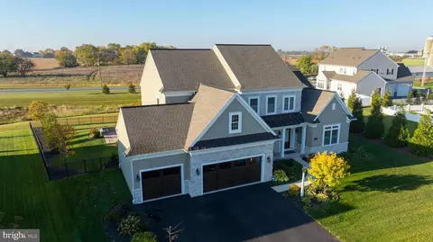 1078 Valley Crossing Dr, Lititz, PA 17543 photo 14