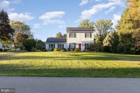 Exterior - 1309 Bunny View Dr, Lititz, PA 17543 photo 2 of 8