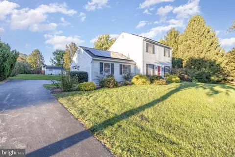 Exterior - 1309 Bunny View Dr, Lititz, PA 17543 photo 3 of 8
