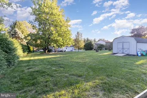 Exterior - 1309 Bunny View Dr, Lititz, PA 17543 photo 8 of 8