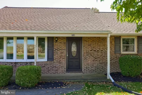 1154 Lincoln Rd, Lititz, PA 17543 photo 3