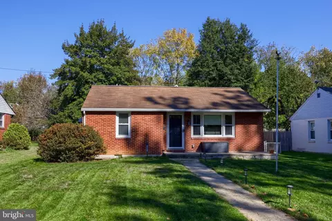 1007 Midway Ave, Lancaster, PA 17601
