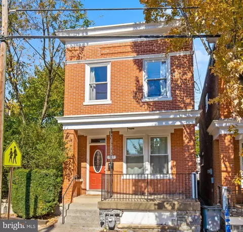 737 1st St, Lancaster, PA 17603