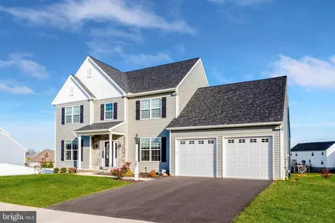 412 Royal Hunt Way #75, Lititz, PA 17543