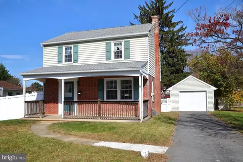 2009 Hemlock Rd, Lancaster, PA 17603