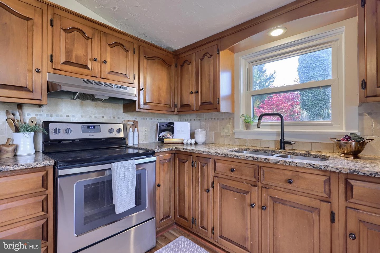 Kitchen - 18 S Locust St, Lititz, PA 17543 photo 6 of 6