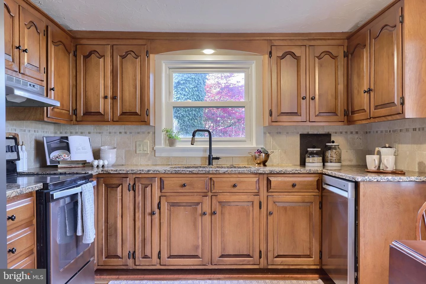Kitchen - 18 S Locust St, Lititz, PA 17543 photo 3 of 6