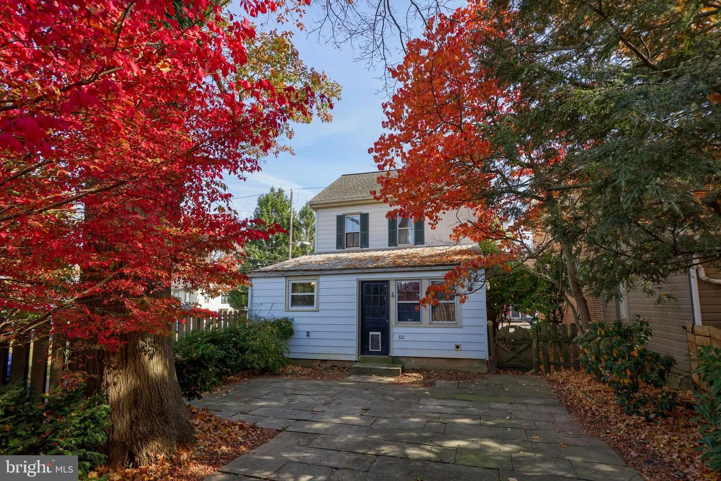 Exterior - 18 S Locust St, Lititz, PA 17543 photo 3 of 9