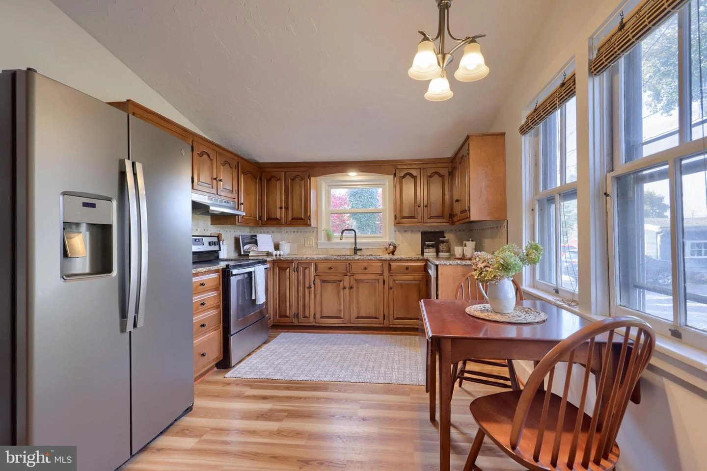 Kitchen - 18 S Locust St, Lititz, PA 17543 photo 4 of 6