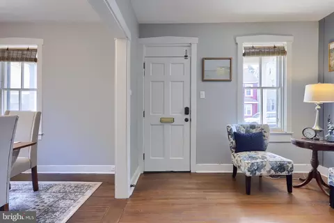 Entry Way - 18 S Locust St, Lititz, PA 17543 photo 1 of 10
