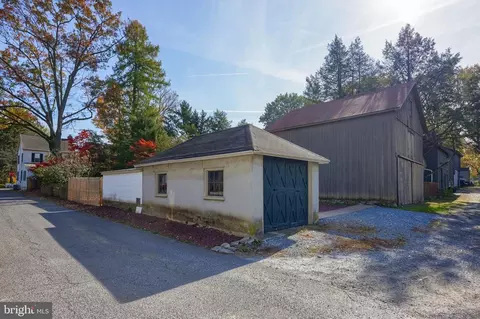 Exterior - 18 S Locust St, Lititz, PA 17543 photo 9 of 9