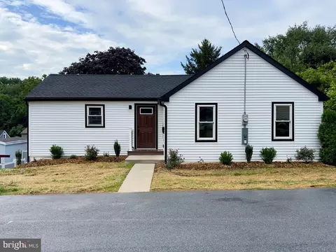 612 Franklin St, Columbia, PA 17512