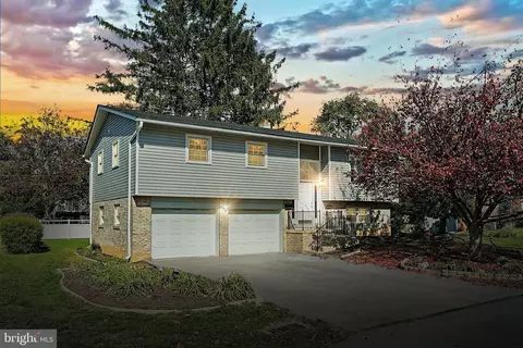 141 Silver Spring Rd, Landisville, PA 17538