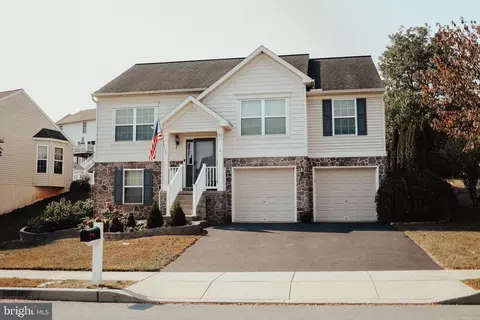 31 Rollingview Ln, Denver, PA 17517