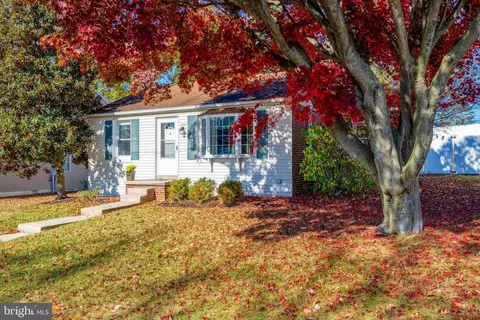 1607 Buttercup Rd, Lancaster, PA 17602