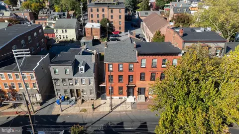 225-231 E King St, Lancaster, PA 17602